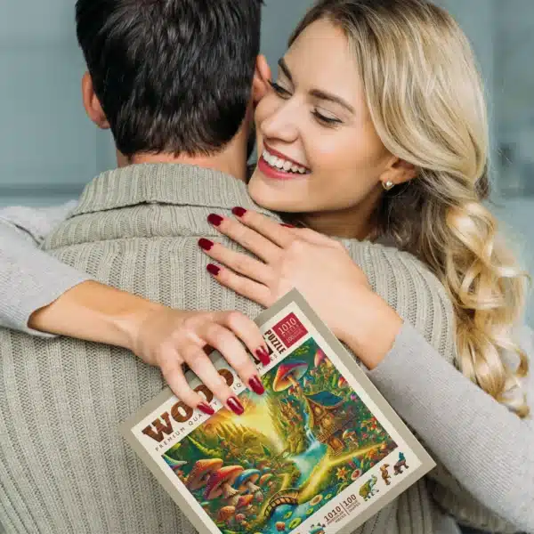 Pădure mistică lângă cascadă puzzle din lemn